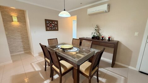 015 - 3 Bedroom Apartment 80 meters from the Beach in Bombas