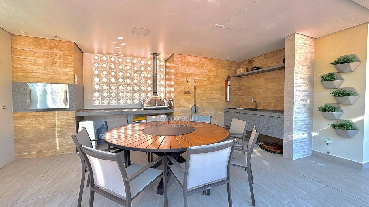 Apartamento para alquiler de vacaciones em Bombinhas (Praia de Bombas)