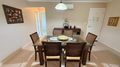 015 - 3 Bedroom Apartment 80 meters from the Beach in Bombas