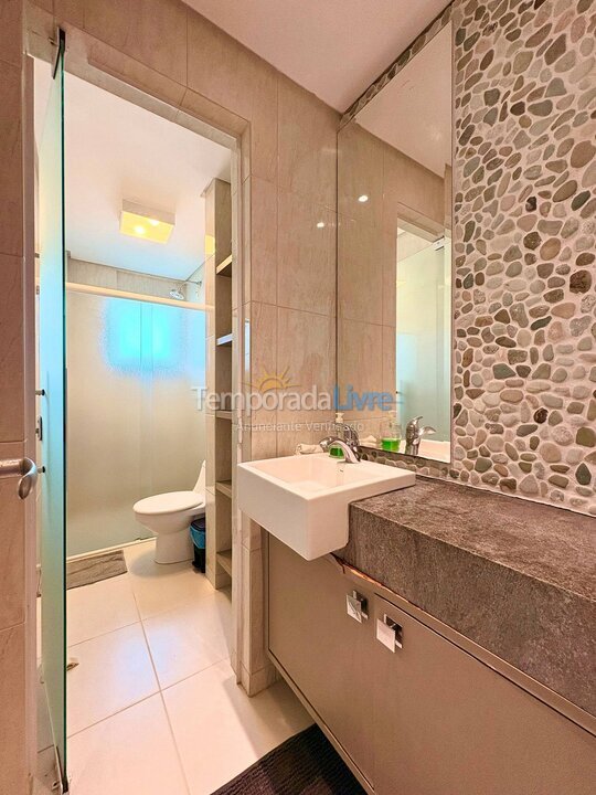 Apartamento para alquiler de vacaciones em Bombinhas (Praia de Bombas)