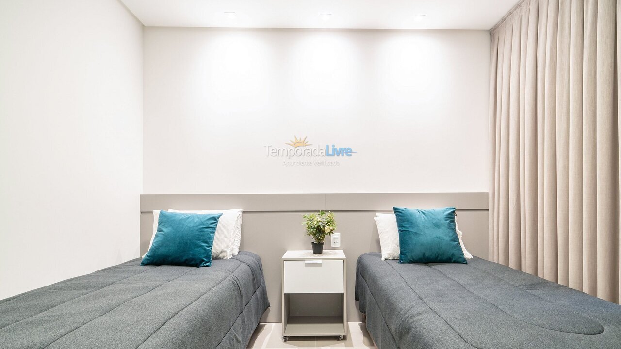 Apartamento para aluguel de temporada em Bombinhas (Canto Grande)