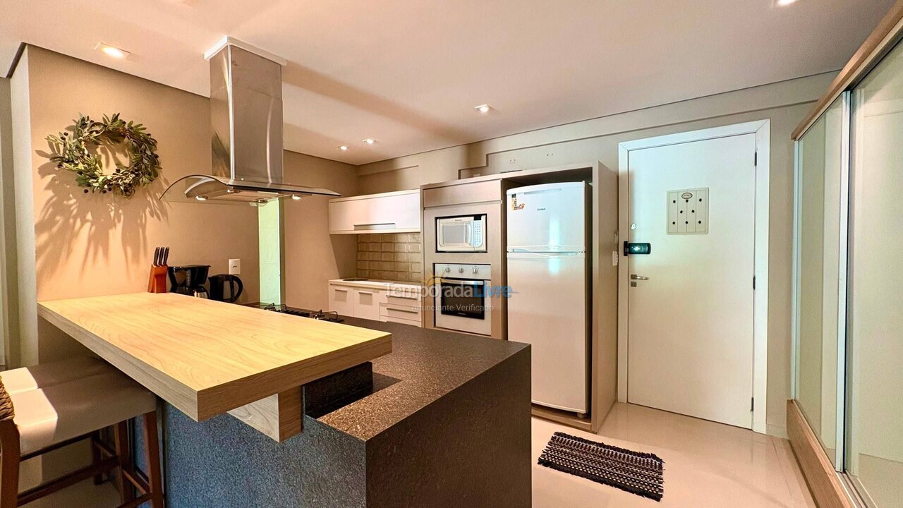 Apartamento para alquiler de vacaciones em Bombinhas (Praia de Bombas)