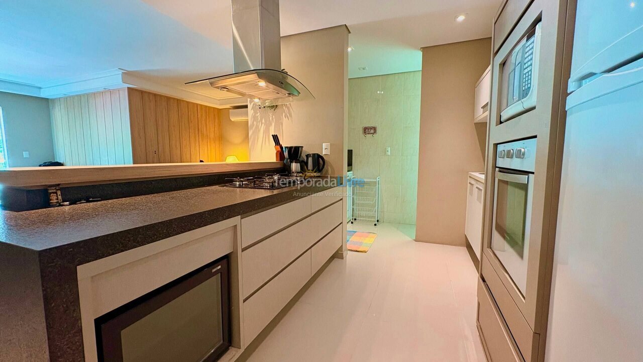 Apartamento para alquiler de vacaciones em Bombinhas (Praia de Bombas)