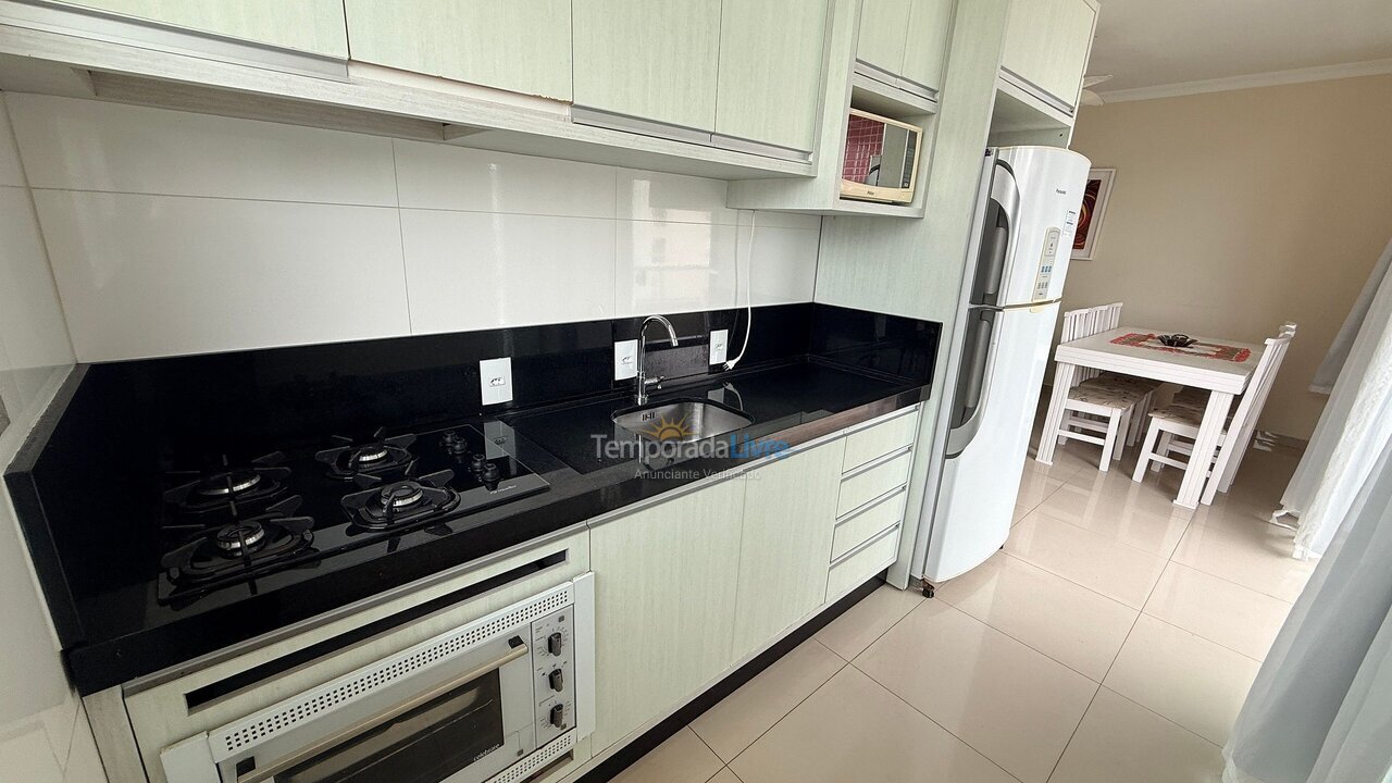 Apartment for vacation rental in Bombinhas (Praia de Bombas)