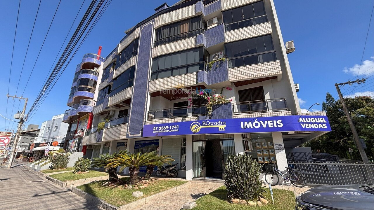 Apartment for vacation rental in Bombinhas (Praia de Bombas)