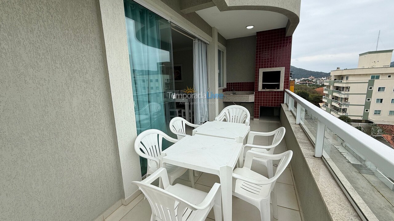 Apartment for vacation rental in Bombinhas (Praia de Bombas)