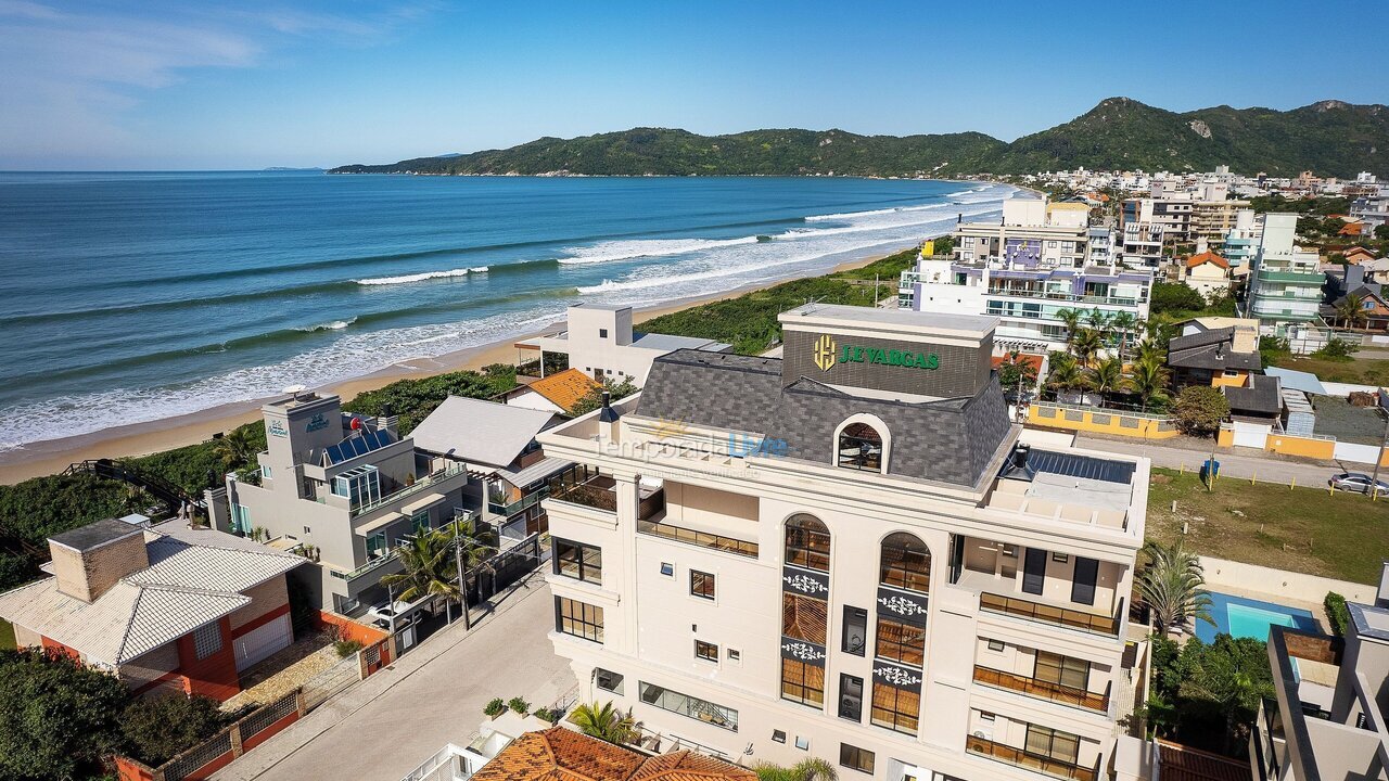 Apartamento para aluguel de temporada em Bombinhas (Canto Grande)