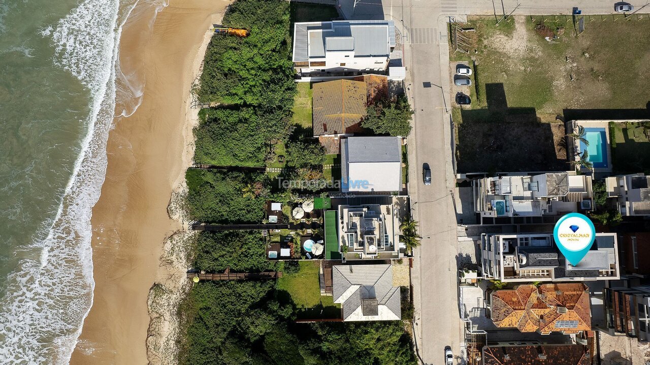 Apartamento para aluguel de temporada em Bombinhas (Canto Grande)
