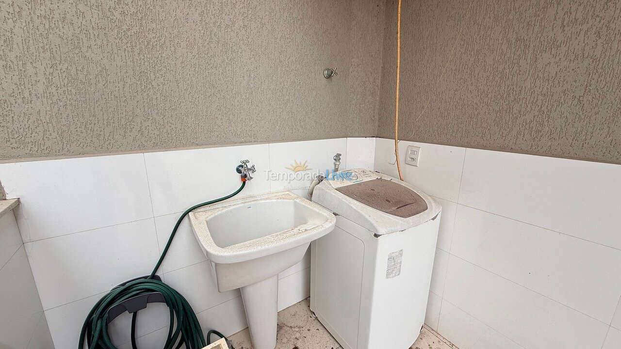 Apartment for vacation rental in Bombinhas (Praia de Bombas)