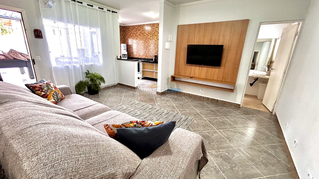 Casa para aluguel de temporada em Ubatuba (Maranduba)