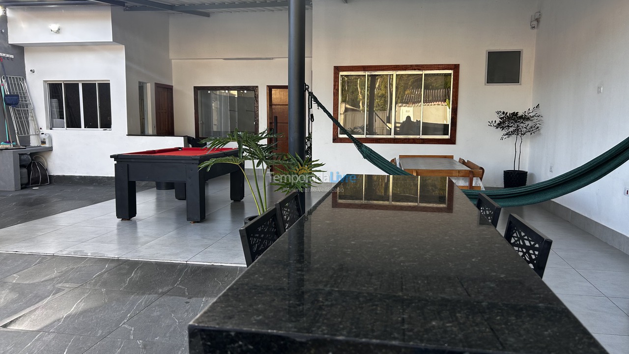 Casa para aluguel de temporada em Ubatuba (Maranduba)