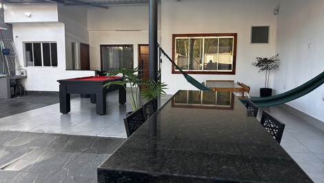 CASA DE PRAIA COM PISCINA PRIVATIVA EM UBATUBA