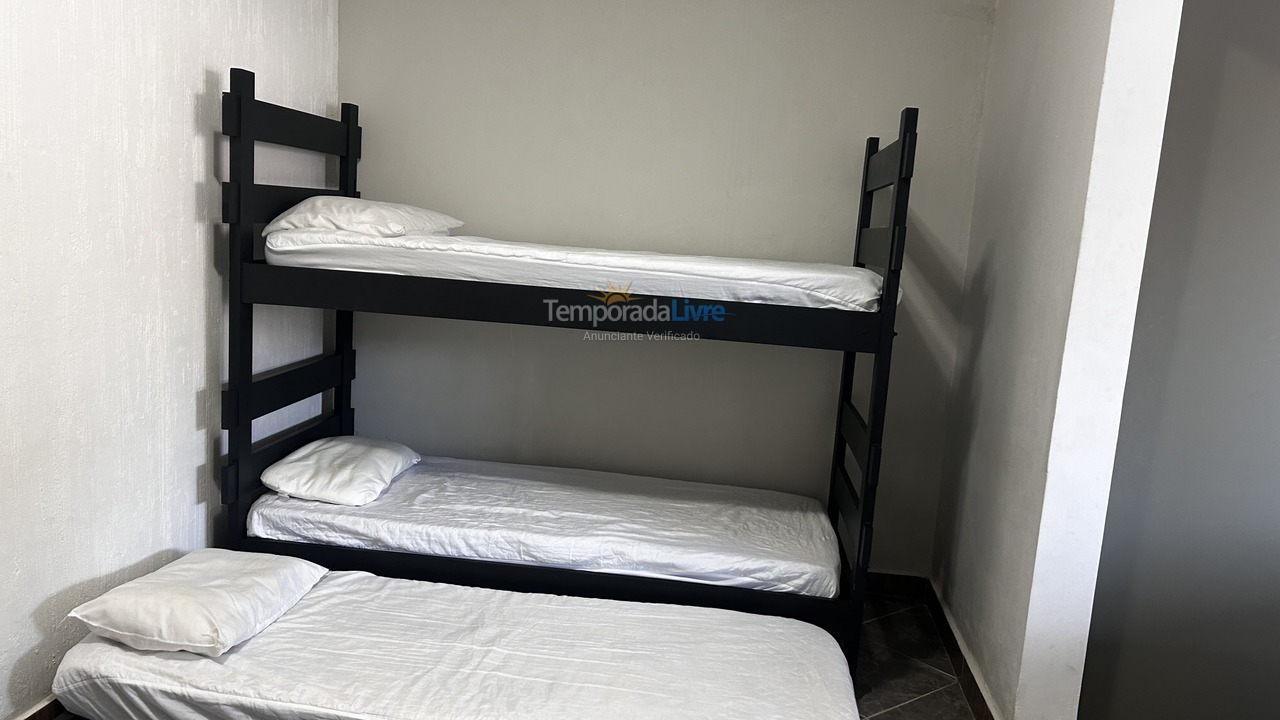 Casa para aluguel de temporada em Ubatuba (Maranduba)