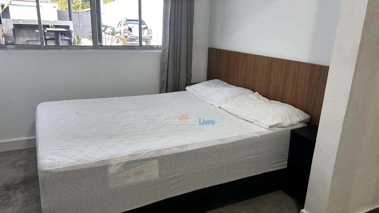 Casa para aluguel de temporada em Ubatuba (Maranduba)