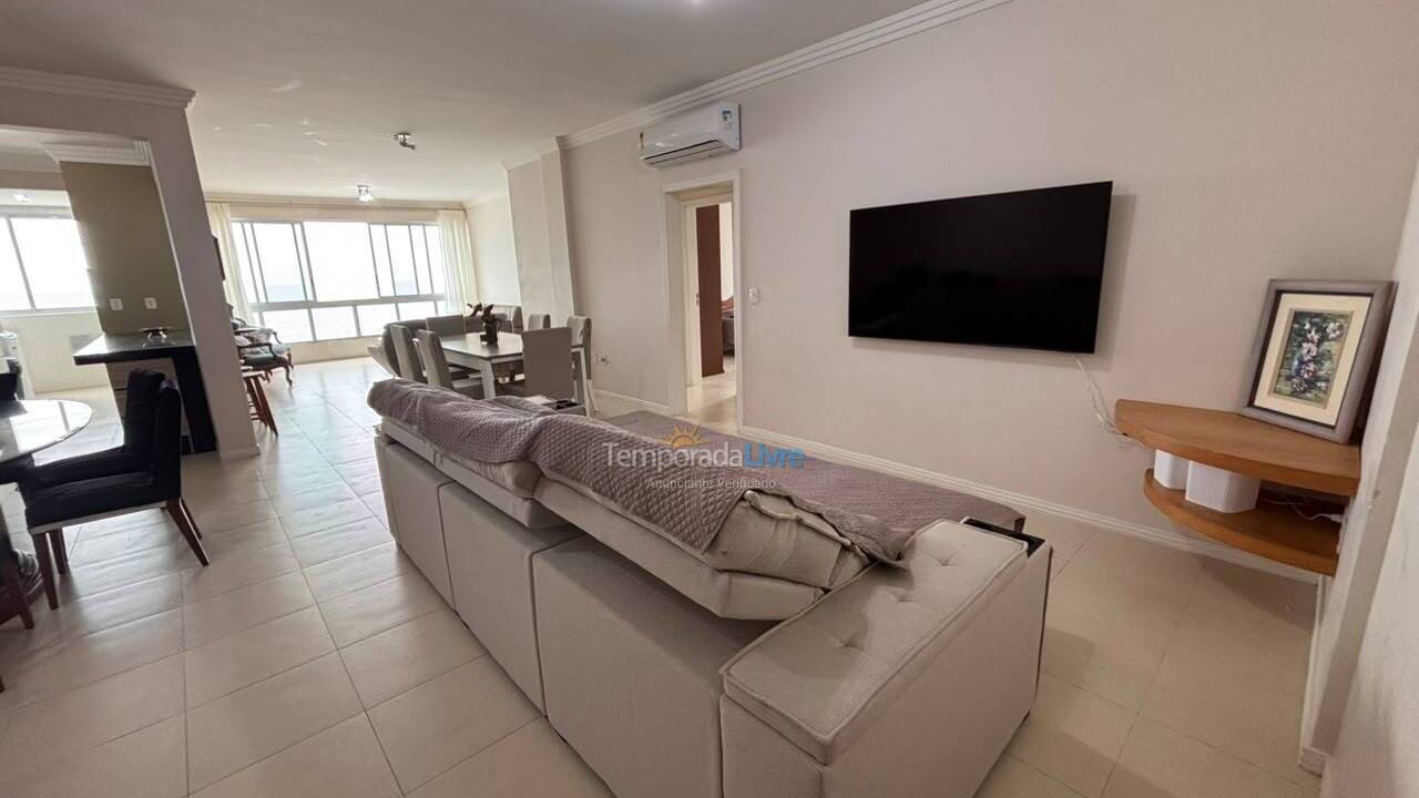 Apartamento para alquiler de vacaciones em Itapema (Meia Praia)