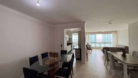 Apartamento de lujo frente a la playa