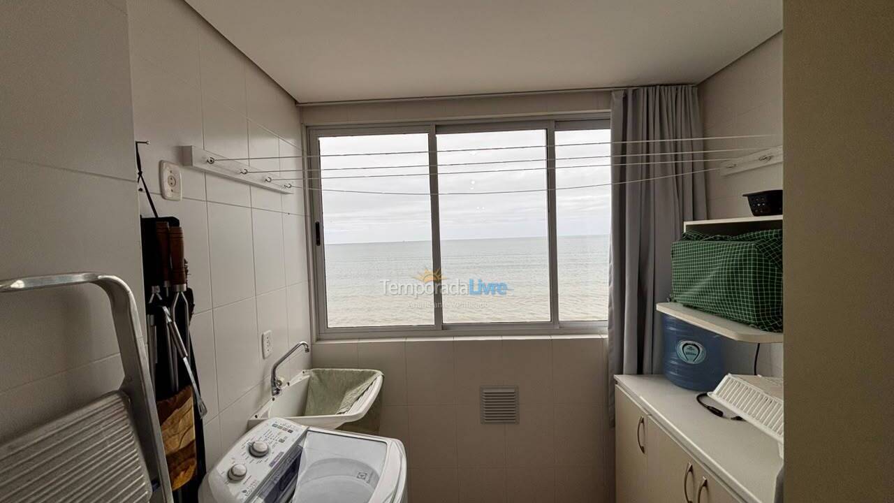 Apartamento para alquiler de vacaciones em Itapema (Meia Praia)