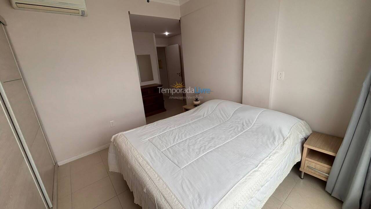 Apartamento para alquiler de vacaciones em Itapema (Meia Praia)