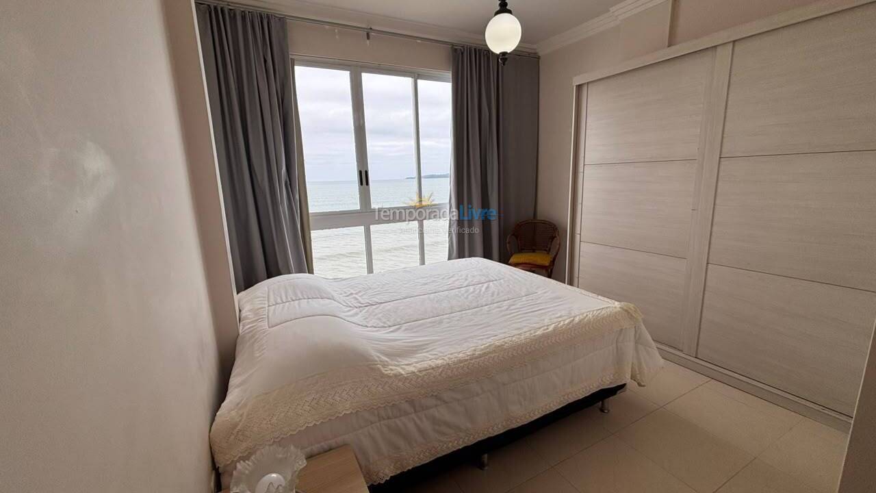 Apartamento para alquiler de vacaciones em Itapema (Meia Praia)