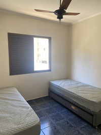 Aluguel temporada apartamento Guarujá enseada