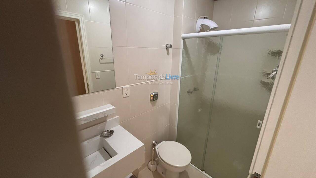 Apartamento para aluguel de temporada em Itapema (Meia Praia)