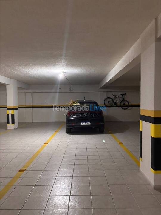 Apartamento para aluguel de temporada em Itapema (Meia Praia)