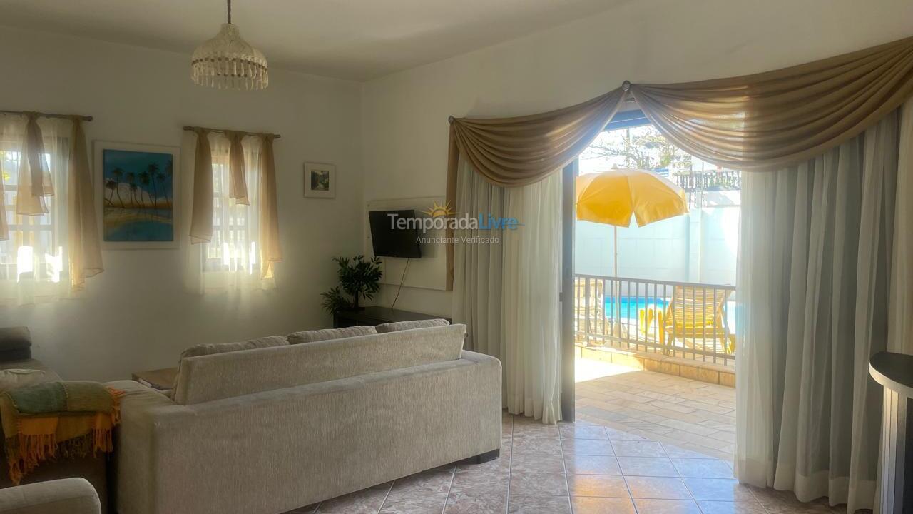 Casa para aluguel de temporada em Balneário Piçarras (Piçarras)
