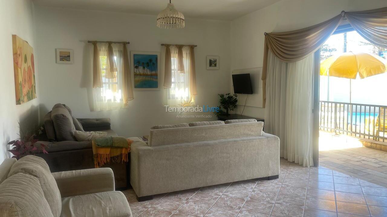Casa para aluguel de temporada em Balneário Piçarras (Piçarras)