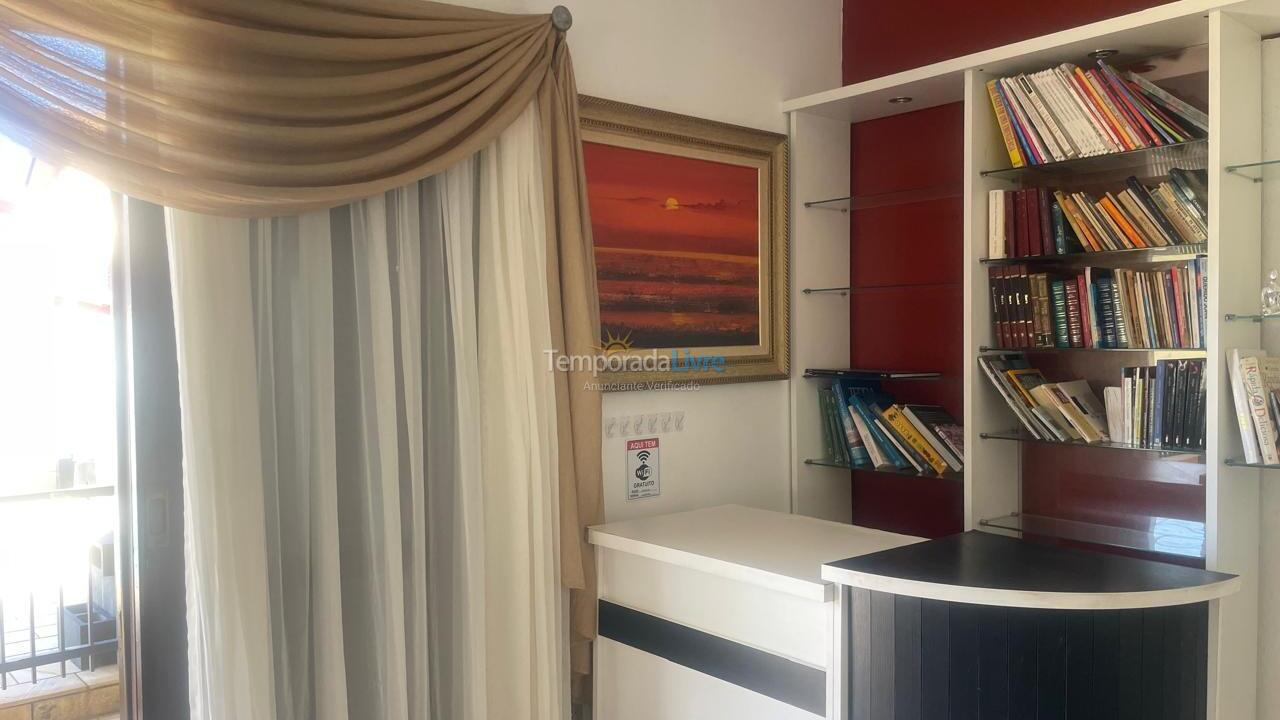 Casa para aluguel de temporada em Balneário Piçarras (Piçarras)