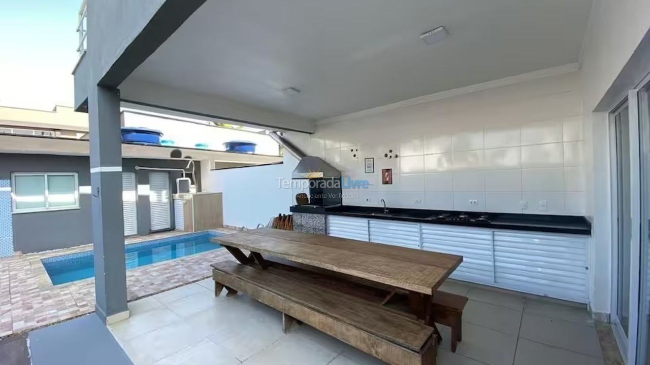 Casa para alquiler de vacaciones em Bertioga (Boraceia)