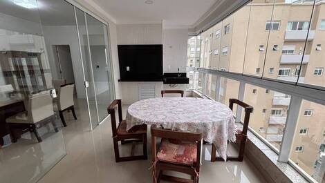 APARTAMENTO DE ALTO PADRÃO - ITAPEMA/SC
