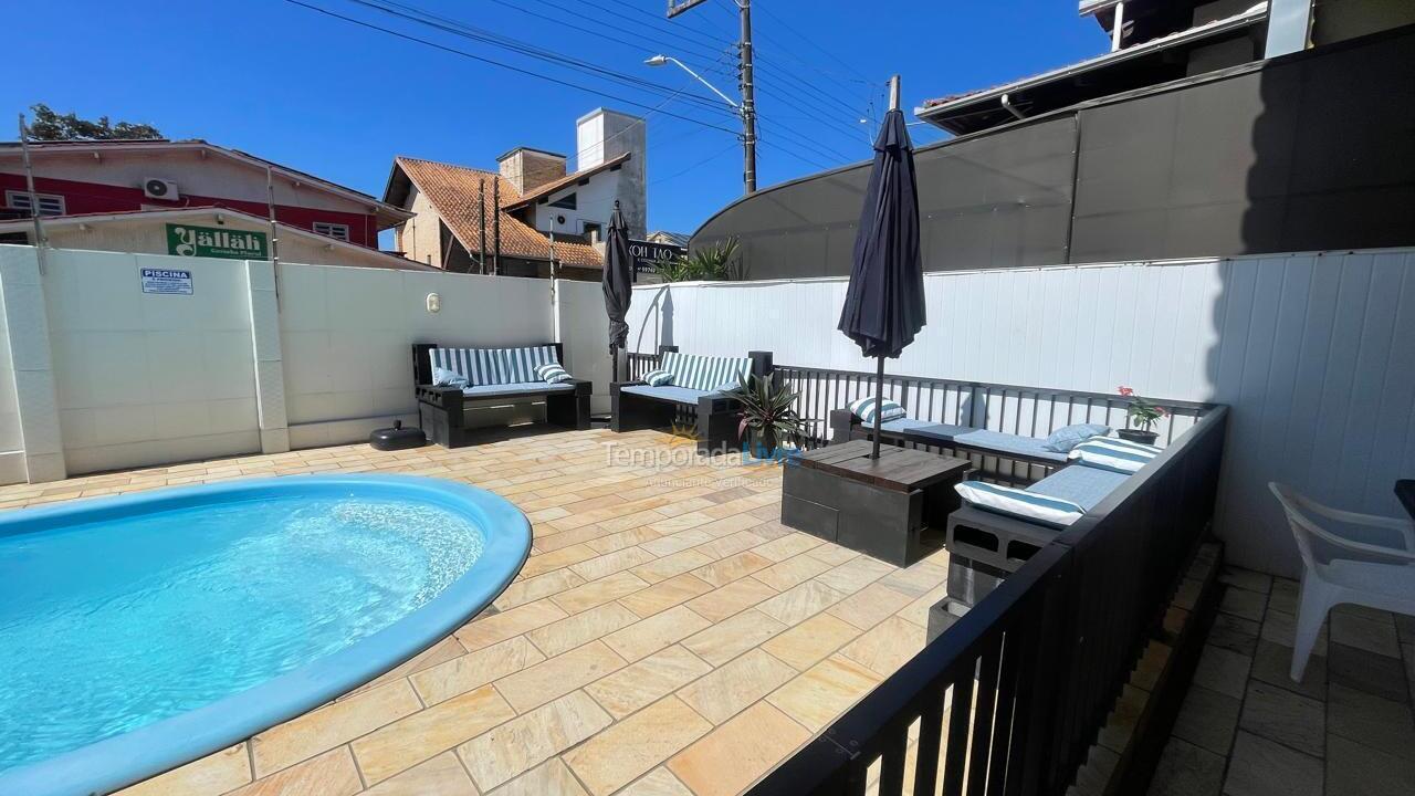 Casa para aluguel de temporada em Balneário Piçarras (Piçarras)