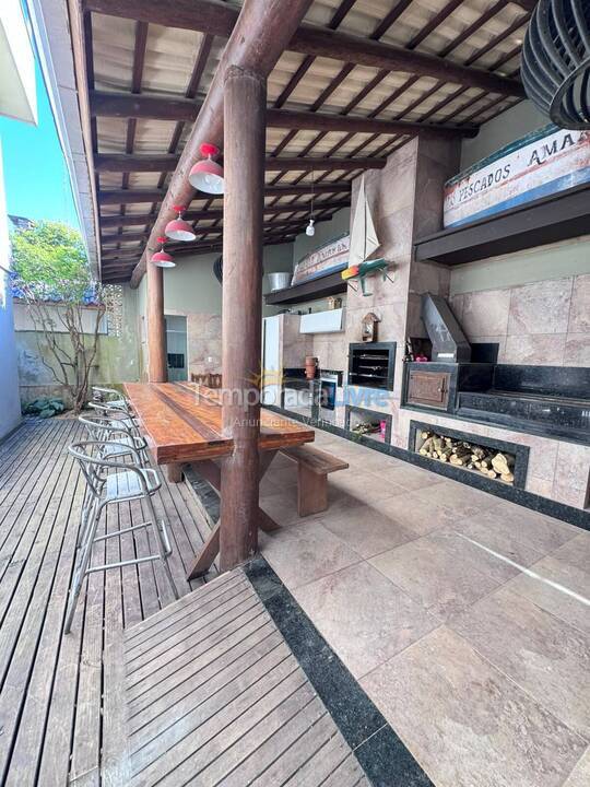 Casa para alquiler de vacaciones em Bombinhas (Canto Grande)