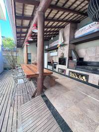 Casa de una sola planta a pocos metros del mar en Canto Grande.
