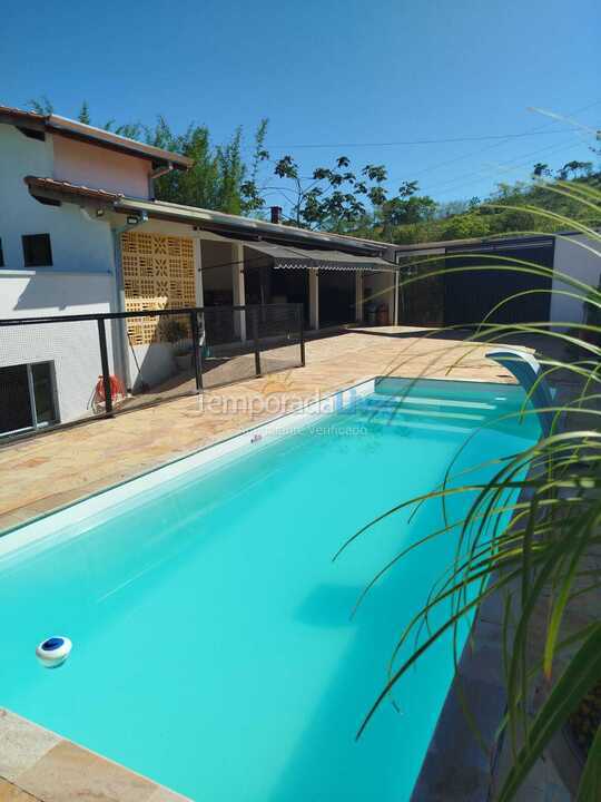 Granja para alquiler de vacaciones em Cachoeira Paulista (Bairro Sapé)