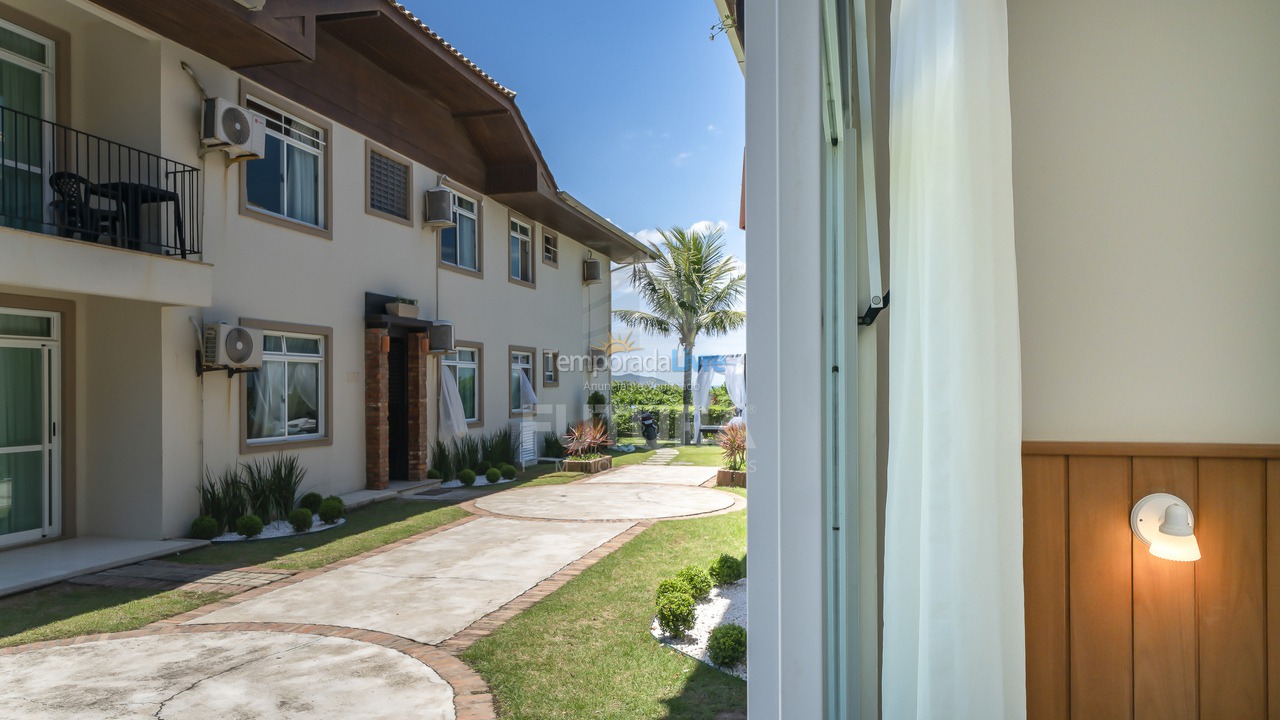Apartamento para aluguel de temporada em Bombinhas (Canto Grande)