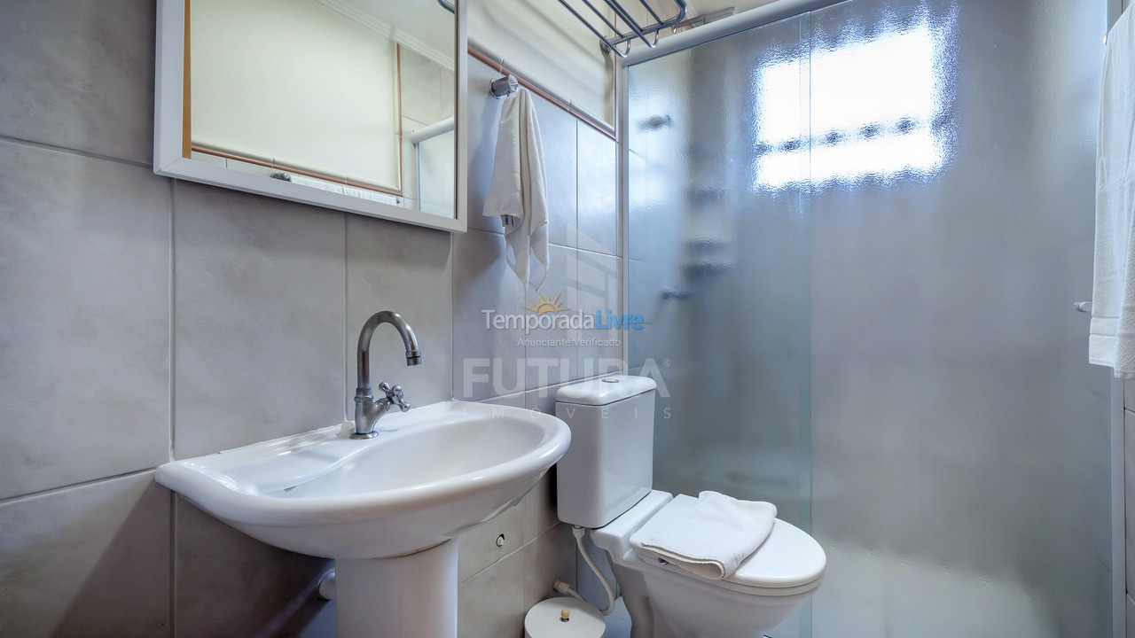 Apartamento para aluguel de temporada em Bombinhas (Canto Grande)