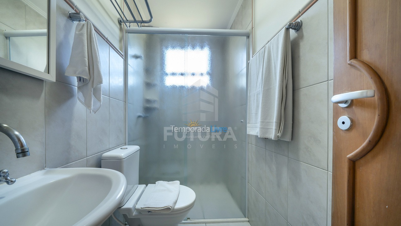 Apartamento para aluguel de temporada em Bombinhas (Canto Grande)