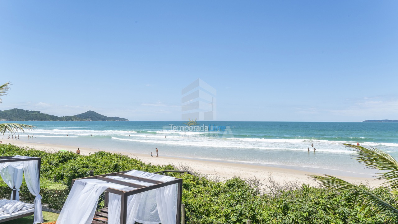 Apartamento para aluguel de temporada em Bombinhas (Canto Grande)