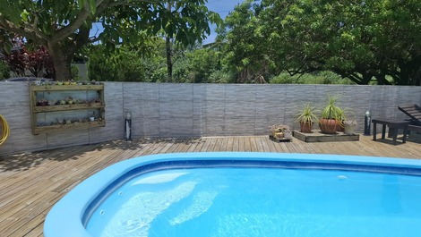 Piscina e deck