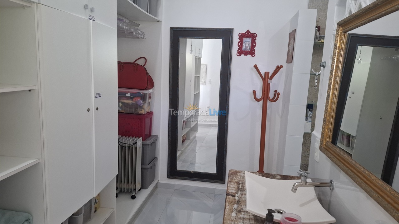 Casa para alquiler de vacaciones em Florianópolis (Praia da Daniela)