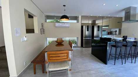 Casa Moderna en Riviera de São Lourenço - Módulo 19