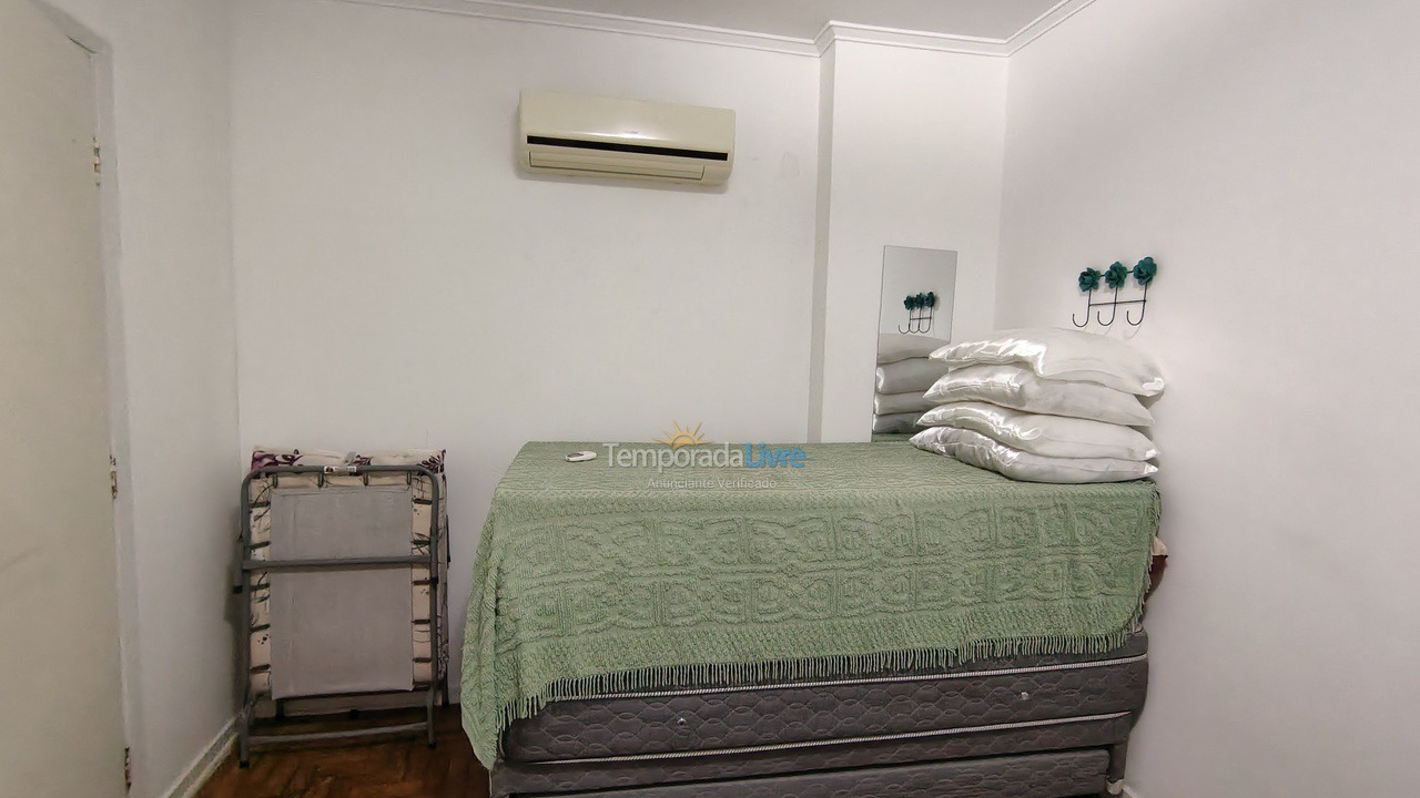 Apartment for vacation rental in Guarujá (Pitangueiras)