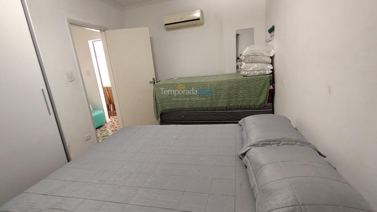 Apartment for vacation rental in Guarujá (Pitangueiras)