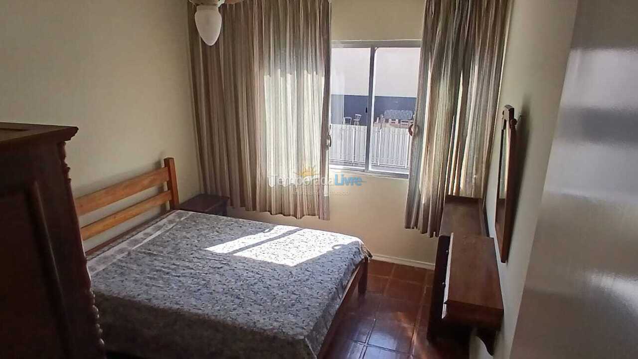 Apartamento para aluguel de temporada em Arraial do Cabo (Prainha)