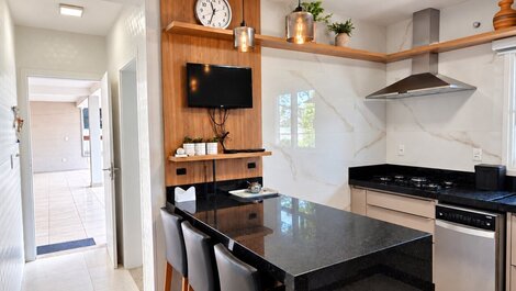 TEMPORADA | Casa pé na areia | 4 quartos (3 suítes) | Jurerê