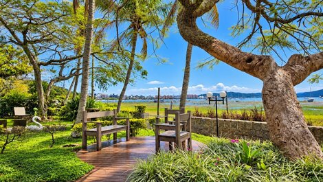 TEMPORADA | Casa pé na areia | 4 quartos (3 suítes) | Jurerê
