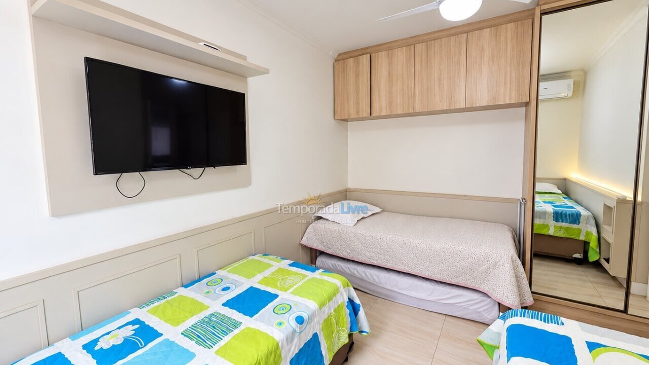 Casa para aluguel de temporada em Florianopolis (Canasvieiras)