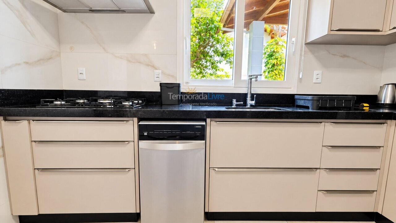 Casa para aluguel de temporada em Florianopolis (Canasvieiras)