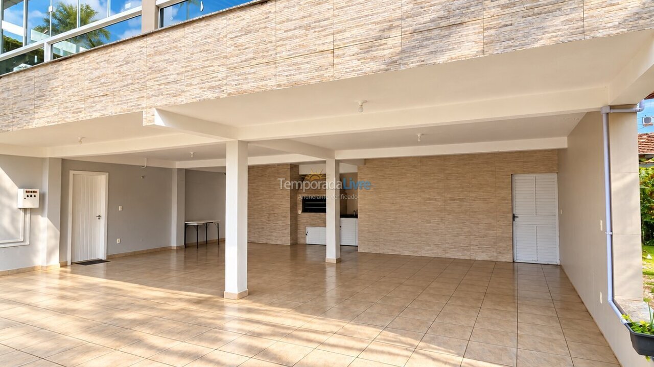 Casa para aluguel de temporada em Florianopolis (Canasvieiras)